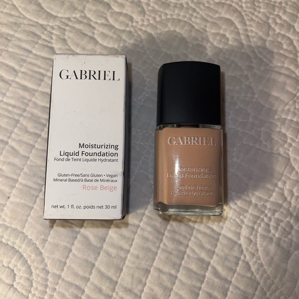 Gabriel Cosmetics Moisturizing Liquid Foundation - Rose Beige 1 oz. - Picture 2 of 5